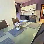 Apartmán Vitko Near The With Private Parking & Grill Station