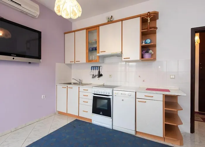 Vitko Near The With Private Parking & Grill Station Daire *